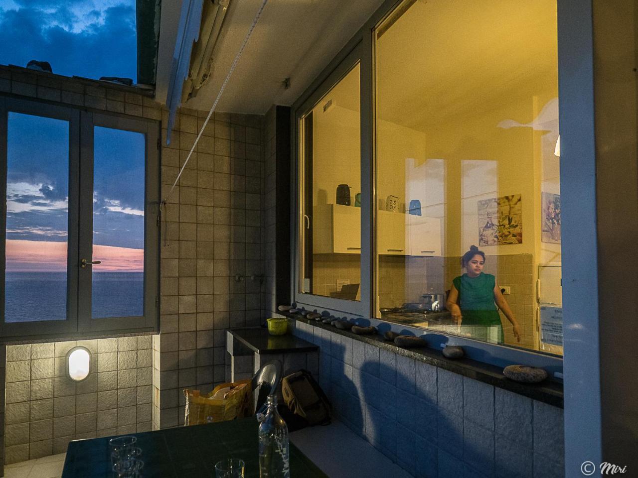Unda De Ma Sea View Terrace Apartment ヴェルナッツァ エクステリア 写真